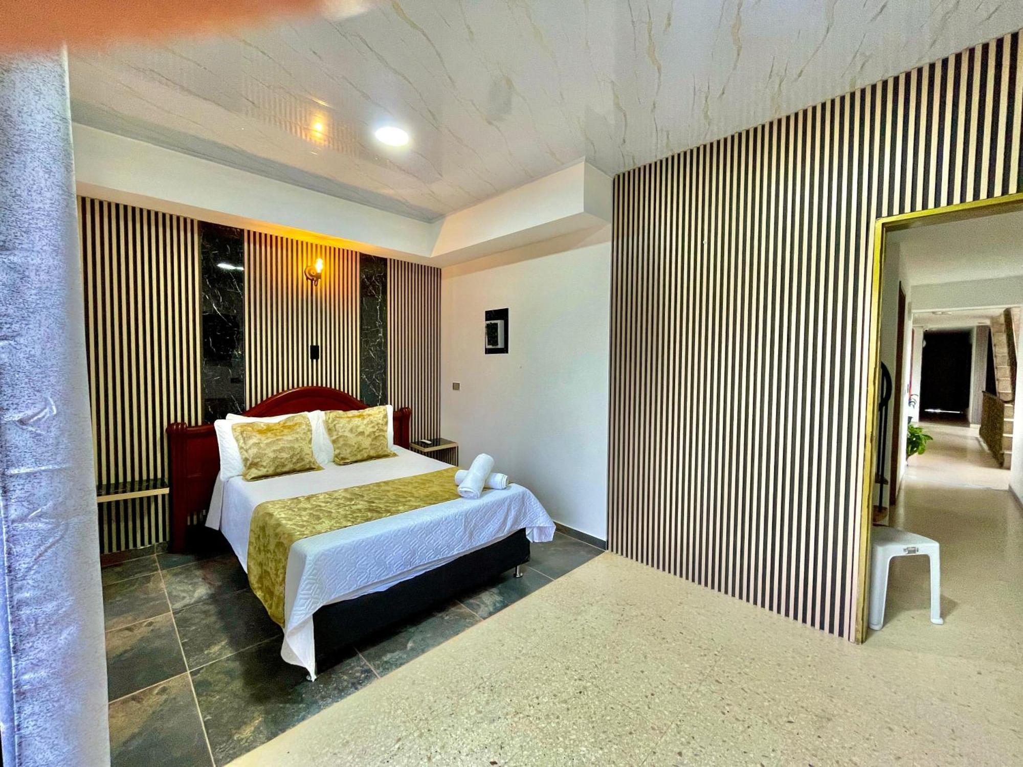 Hotel Torre Primavera ميديلين المظهر الخارجي الصورة